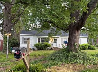 8513 Holly Hill Rd, Henrico, VA 23229