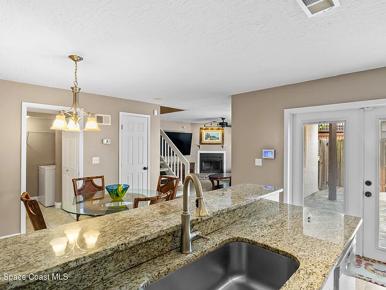 3266 Sand Ct — Photo 7