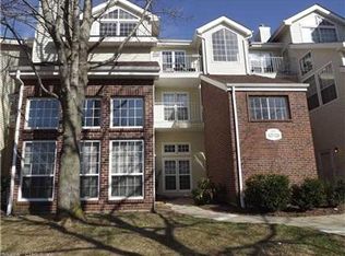 113 Carriage Crossing Ln, Middletown, CT 06457