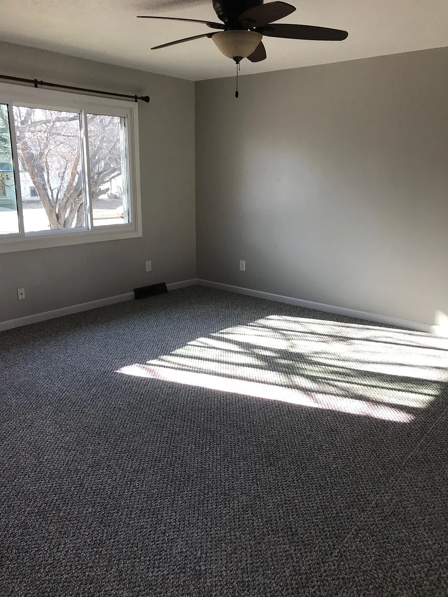 Building Photo - 5204 S Drexel Dr