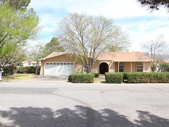 2nd image of 5412 Soledad Ln