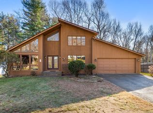 112 Lakewood Cir S, Manchester, CT 06040