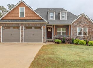 514 Ginger Lake Dr, Rock Spring, GA 30739