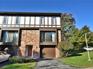 236 S Queensberry Ct, Pittsburgh, PA 15237