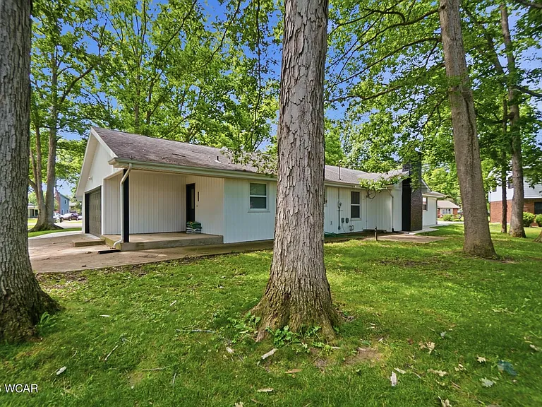3410 Greens Rd — Photo 11