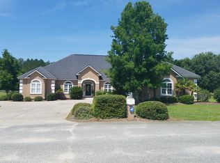 73 Bay Dr, Broxton, GA 31519