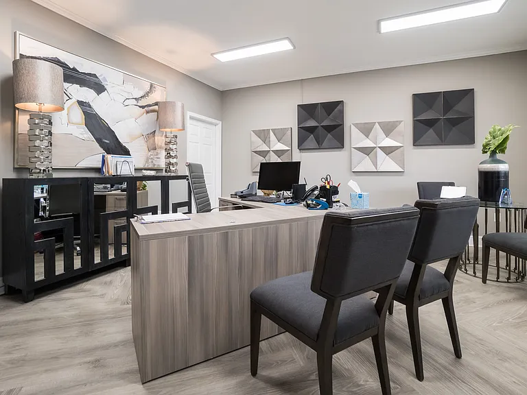 Leasing Office