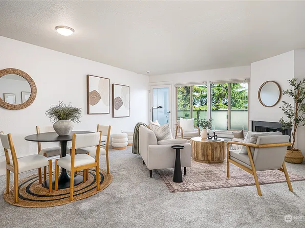 5829 NE 75th Street #A328, Seattle, WA 98115