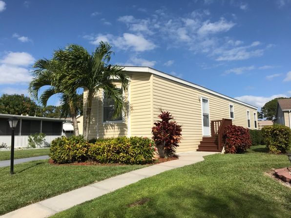 6300 Dogwood Ln #329, Lake Worth, FL 33462