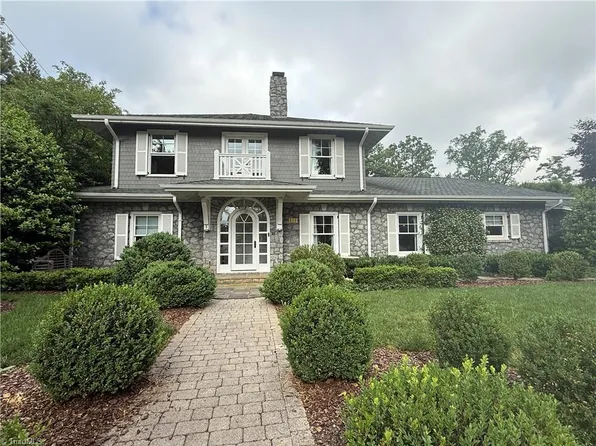 1605 Birch Ln, Greensboro, NC 27408