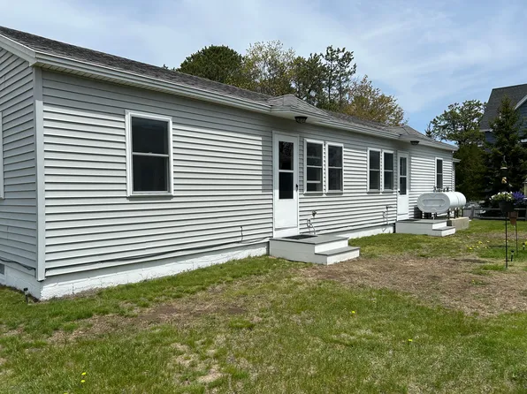 143 Seaside Ave #A, Saco, ME 04072