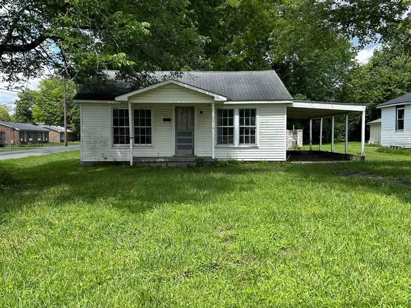 610 S 9th St, Murray, KY 42071