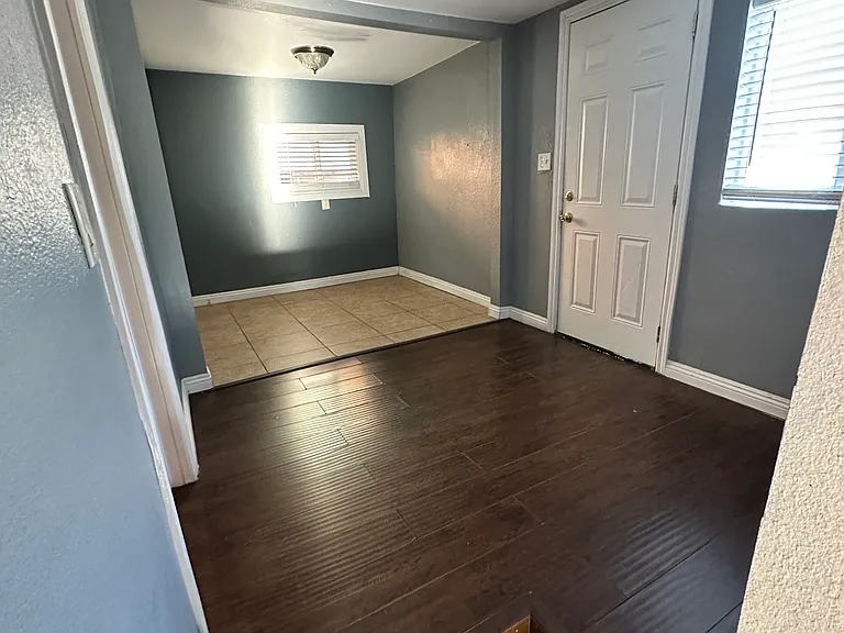 1056 S Townsend Ave #2 — Photo 5