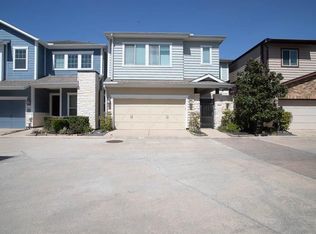 8804 Narrow Leaf St, Houston, TX 77080