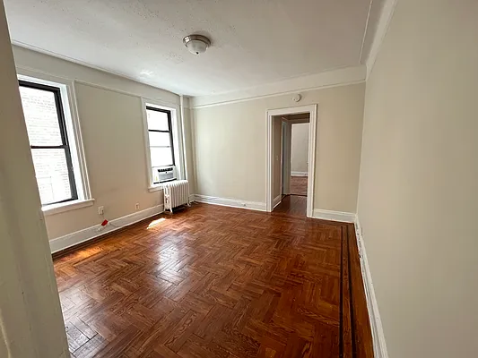 Rented by Olympic CIty Real Estate | media 1