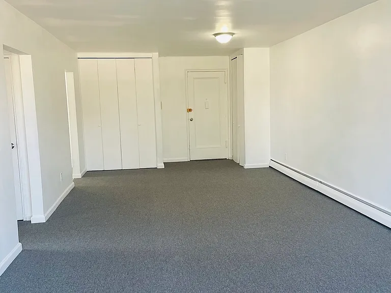 50-52 Gibson Blvd #B2 — Photo 8