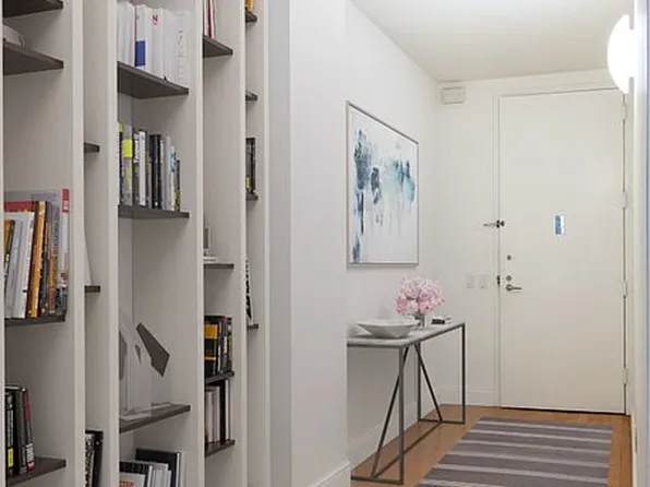88 Greenwich St APT 501, New York, NY 10006
