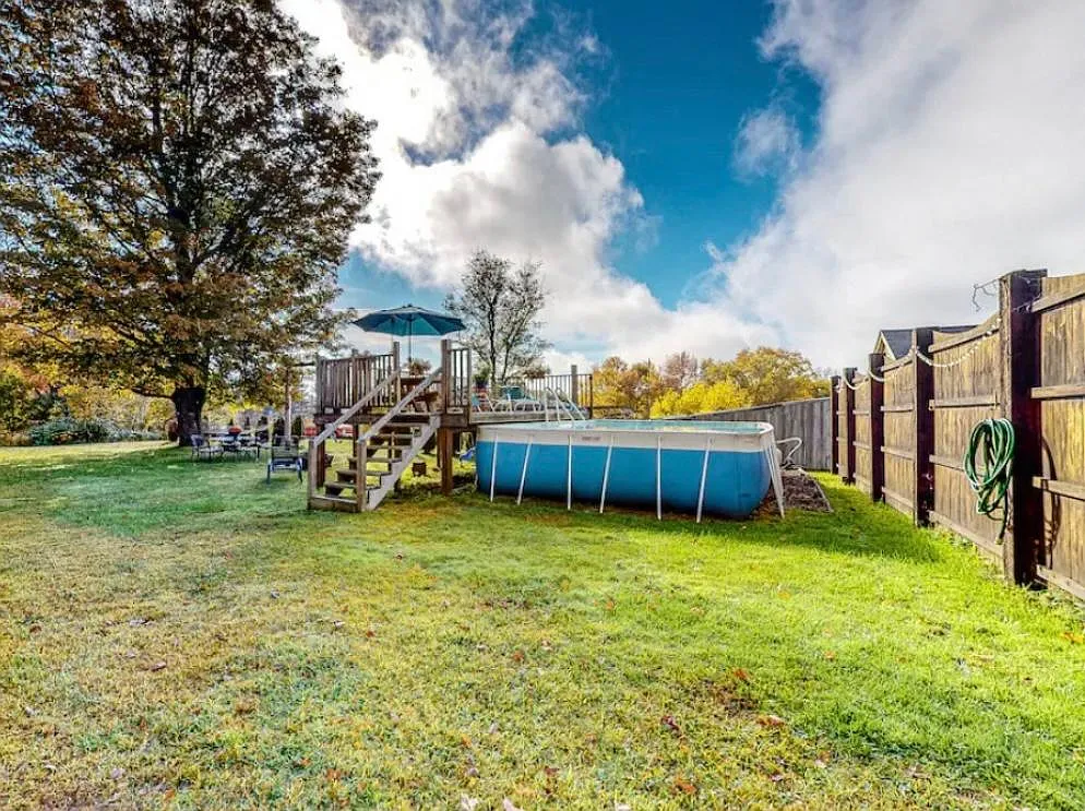 189 Blissville Rd — Photo 2