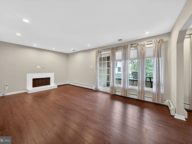 134 Centura — Photo 14