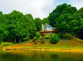 492 Bass Ln, Waverly, TN 37185