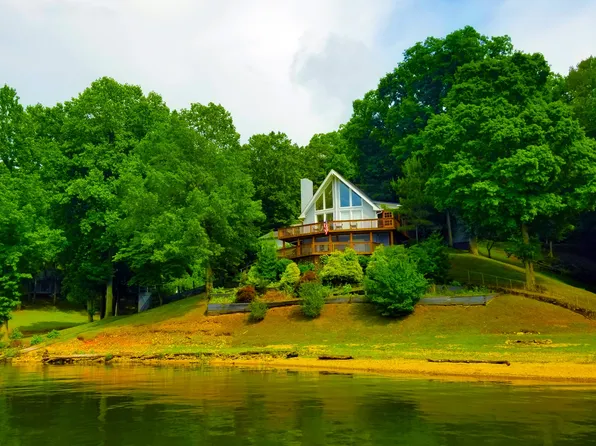 492 Bass Ln, Waverly, TN 37185