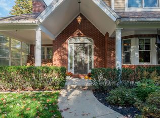 57 Crestview Ln, Brunswick, ME 04011