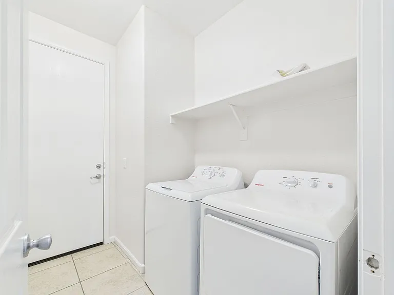 10511 E Corbin Ave — Photo 8