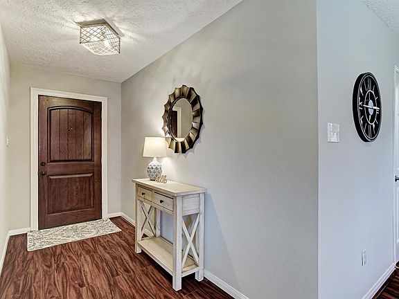 Entry - The tour begins in the entry to the home - a defined space to welcome your guests.