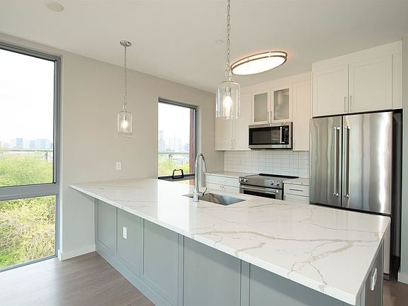 2nd image of 461 Newark Ave #3A