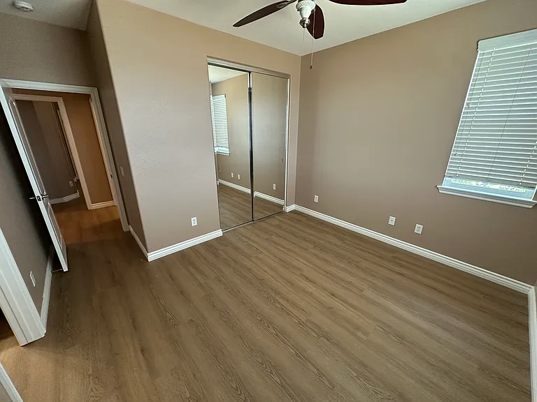12781 Wine Cellar Ct — Photo 22