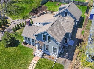 912 5th St S, Stillwater, MN 55082