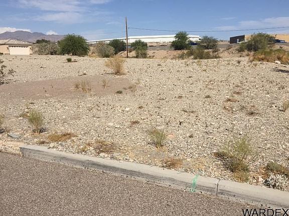 4th image of 1228 Lake Havasu Ave N