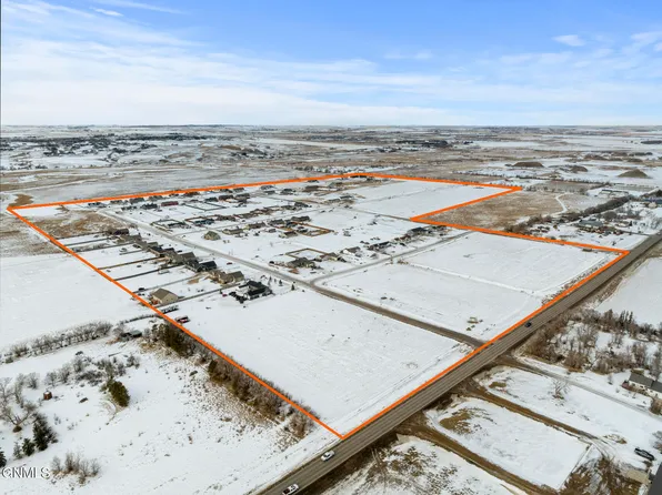 5477 Mathew Ave, Williston, ND 58801