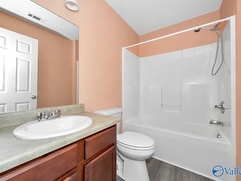 3571 Avalon Lake Dr — Photo 13