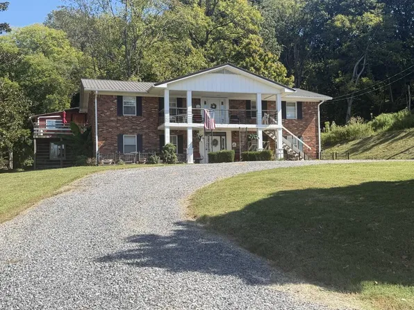 157 Lakeshore Dr, Eddyville, KY 42038