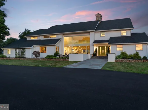 1088 Highland Rd, Newtown, PA 18940