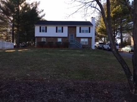 1st image of 151 Churchill Dr