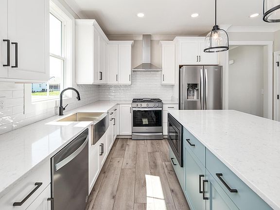 5th image of 289 Campfire Ct