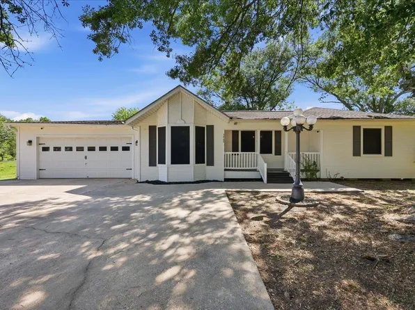 3965 Granger Ln, Orange, TX 77630