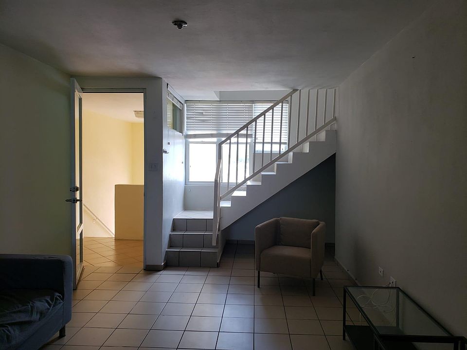 2nd image of 1967 Avenue Las Americas #101
