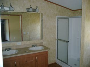 851 County Road 6610, Devine, TX 78016