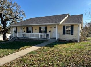 716-718 E 5th St, Maryville, MO 64468