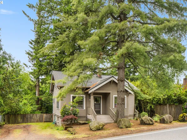 7298 SW Capitol Hill Rd, Portland, OR 97219