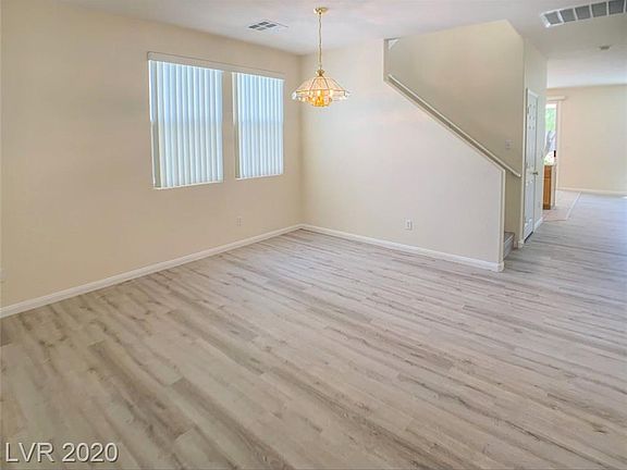 3rd image of 177 Willow Pond Ct