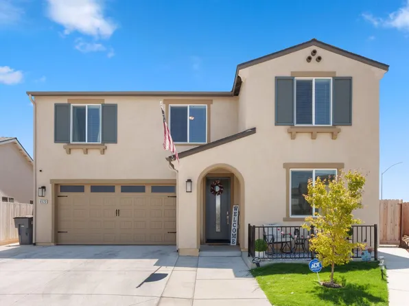 6523 E Sooner Dr, Fresno, CA 93727