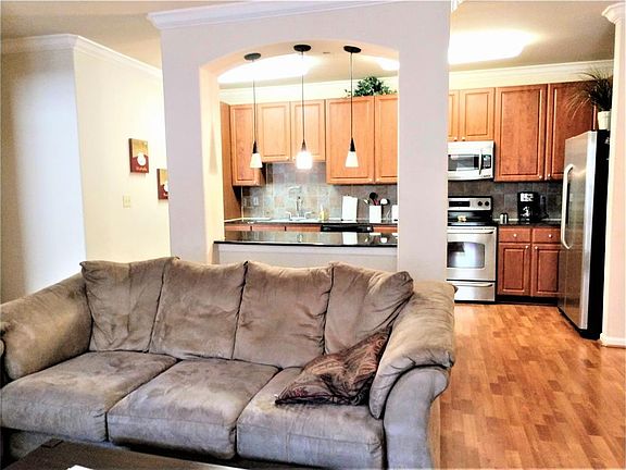 4th image of 1711 Old Spanish Trl APT 212