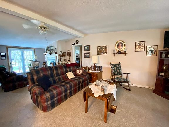 4th image of 1263 Morgan Ave