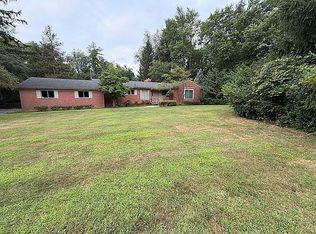 3520 Rayburn Rd, Bloomfield Hills, MI 48304