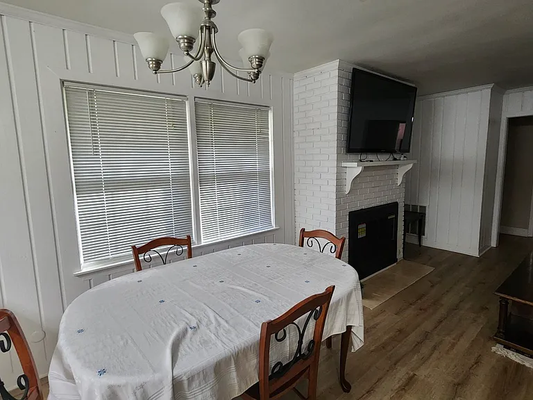 33 Edith Ave — Photo 22