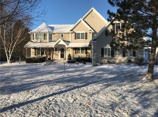 7306 Bear Ridge Rd, North Tonawanda, NY 14120